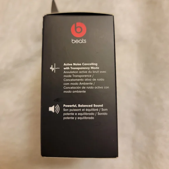 Beats by Dre earbuds, gray, added a pic of mine that are the same exact kind - Picture 4 of 6